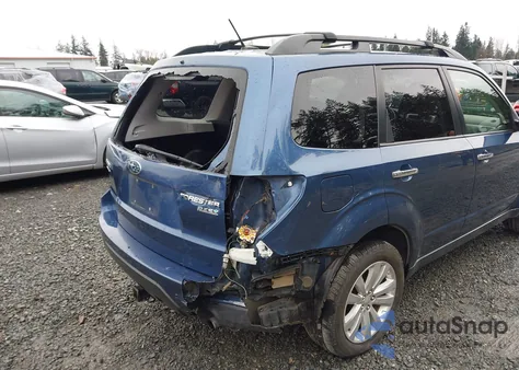 2012 Subaru Forester 2.5X Premium из США, поврежденный, VIN JF2SHADCXCH467929